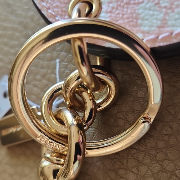 NWT Coach Pink Leather Floral Mirror Bag Charm or Key Ring 🩷🔑 - Picture 7 of 12